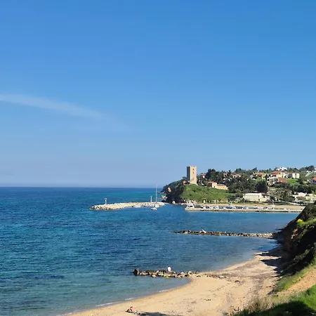 A&b * Неа-Фокеа